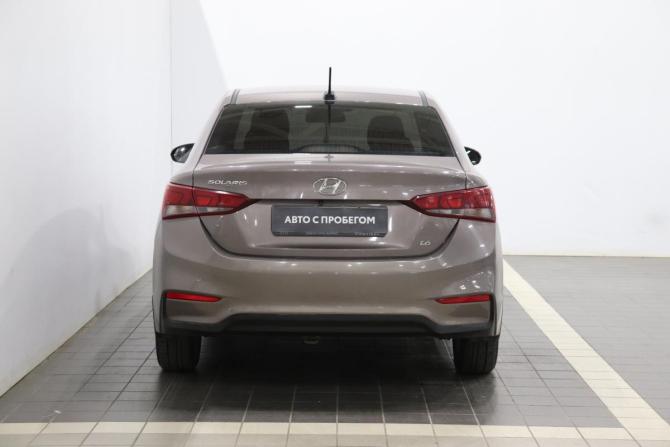 Hyundai Solaris II с пробегом 2018 года, цена 1 165 000 рублей, 184136 км, седан, Автокод Объявления