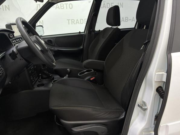 Chevrolet Niva I Рестайлинг с пробегом 2019 года, цена 750 000 рублей, 129000 км, внедорожник, Автокод Объявления