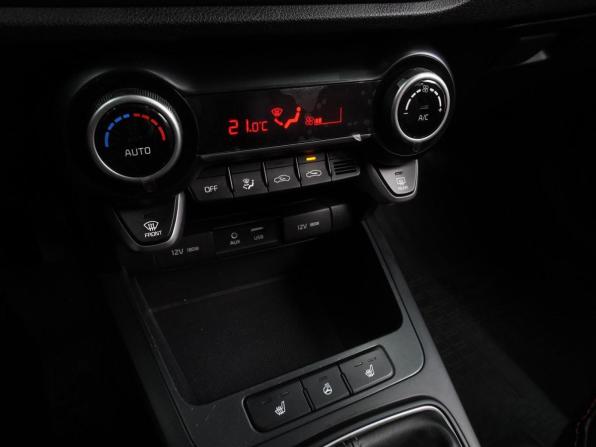 Kia Rio IV с пробегом 2019 года, цена 1 399 000 рублей, 104941 км, хэтчбек, Автокод Объявления