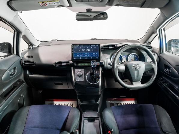 Toyota Wish II Рестайлинг с пробегом 2016 года, цена 1 545 000 рублей, 172100 км, минивэн, Автокод Объявления