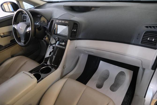 Toyota Venza I с пробегом 2010 года, цена 1 689 000 рублей, 140000 км, внедорожник, Автокод Объявления