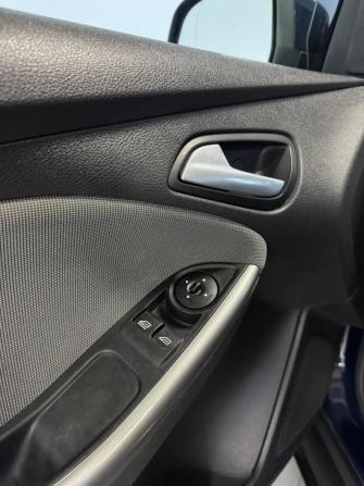 Ford Focus III с пробегом 2012 года, цена 599 000 рублей, 191303 км, хэтчбек, Автокод Объявления