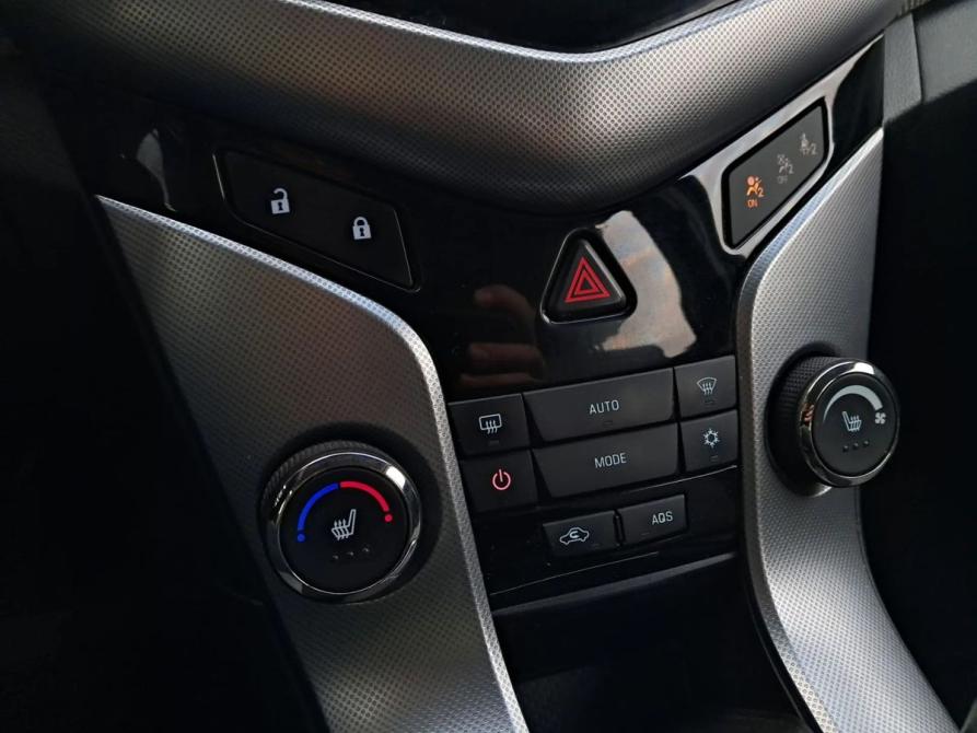 Chevrolet Cruze I Санкт-Петербург  - изображение 15