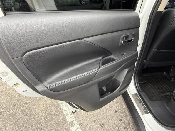 Mitsubishi Outlander III Рестайлинг с пробегом 2014 года, цена 1 425 000 рублей, 236738 км, внедорожник, Автокод Объявления