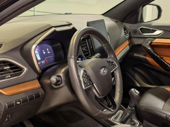 Lada (ВАЗ) Vesta I Рестайлинг (NG) с пробегом 2023 года, цена 1 575 000 рублей, 42478 км, седан, Автокод Объявления