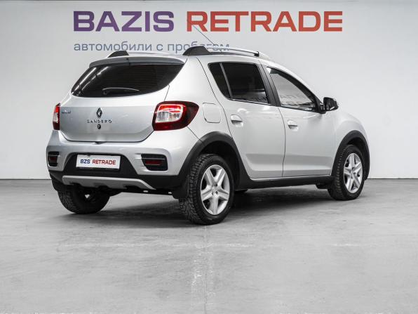 Renault Sandero II с пробегом 2018 года, цена 750 000 рублей, 190221 км, хэтчбек, Автокод Объявления