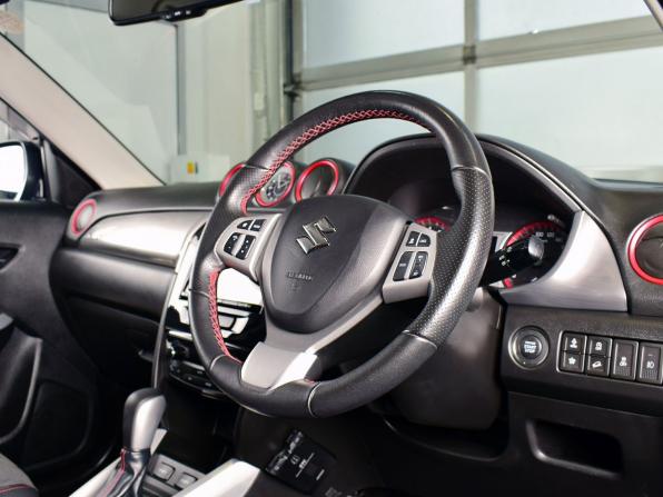 Suzuki Escudo IV с пробегом 2017 года, цена 1 699 995 рублей, 80096 км, внедорожник, Автокод Объявления
