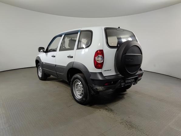 Chevrolet Niva I Рестайлинг с пробегом 2015 года, цена 675 000 рублей, 71015 км, внедорожник, Автокод Объявления