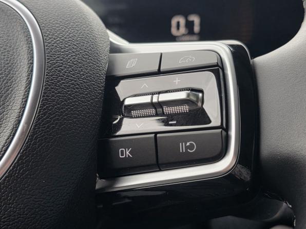 Kia Sorento IV Рестайлинг с пробегом 2024 года, цена 5 700 000 рублей, 12228 км, внедорожник, Автокод Объявления