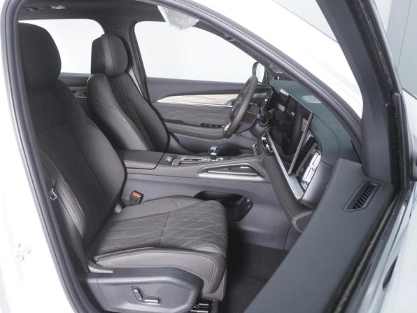 Geely Monjaro I Рестайлинг 2 с пробегом 2026 года, цена 4 570 000 рублей, 123 км, внедорожник, Автокод Объявления