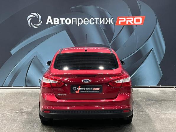 Ford Focus III с пробегом 2013 года, цена 680 000 рублей, 155500 км, седан, Автокод Объявления