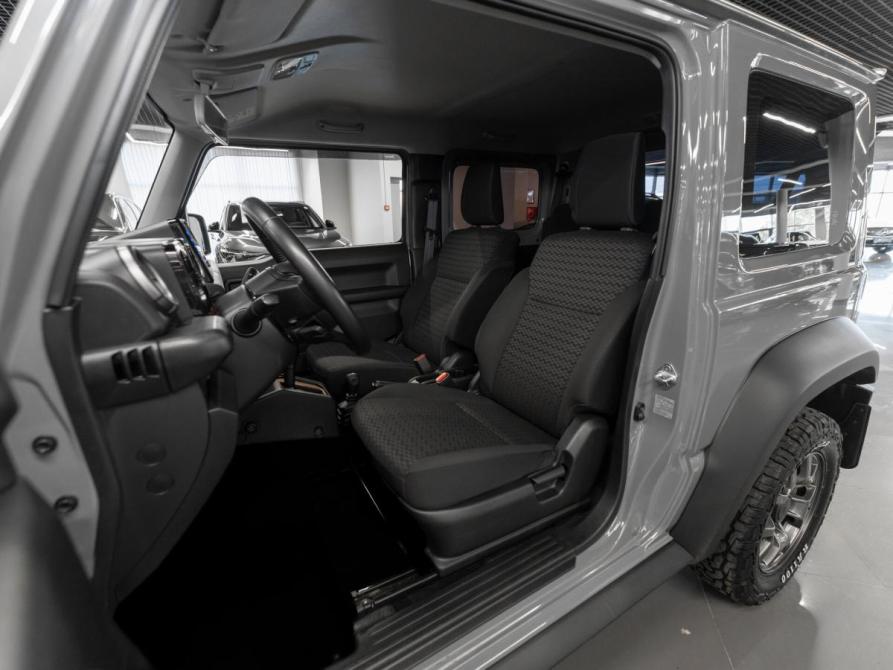 Suzuki Jimny IV Москва  - изображение 9