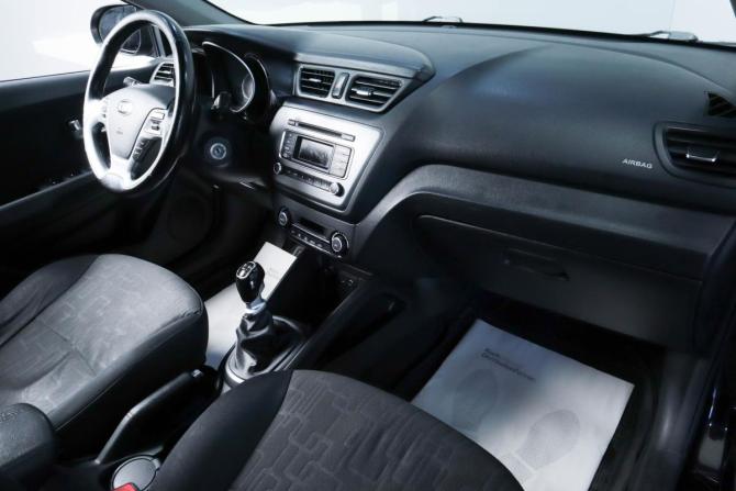 Kia Rio III Рестайлинг с пробегом 2015 года, цена 1 009 000 рублей, 162044 км, седан, Автокод Объявления