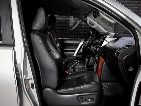 Toyota Land Cruiser Prado 150 Series Рестайлинг 1 с пробегом 2014 года, цена 3 400 000 рублей, 153082 км, внедорожник, Автокод Объявления