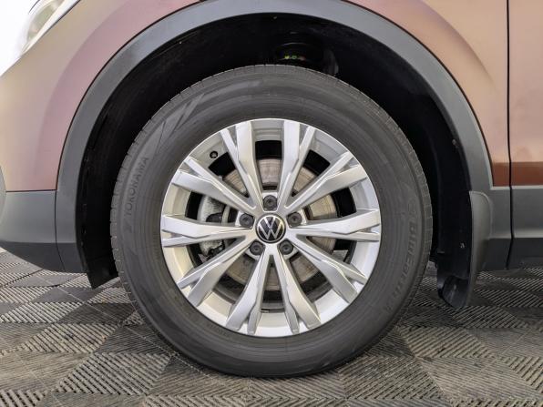 Volkswagen Tiguan II Рестайлинг с пробегом 2021 года, цена 2 550 000 рублей, 77757 км, внедорожник, Автокод Объявления