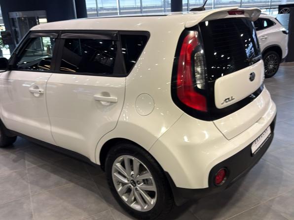 Kia Soul II Рестайлинг с пробегом 2018 года, цена 1 365 000 рублей, 155026 км, хэтчбек, Автокод Объявления