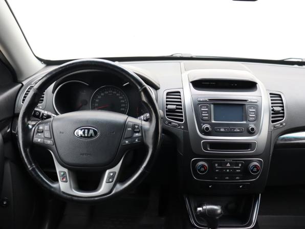 Kia Sorento II Рестайлинг с пробегом 2018 года, цена 2 325 000 рублей, 133957 км, внедорожник, Автокод Объявления