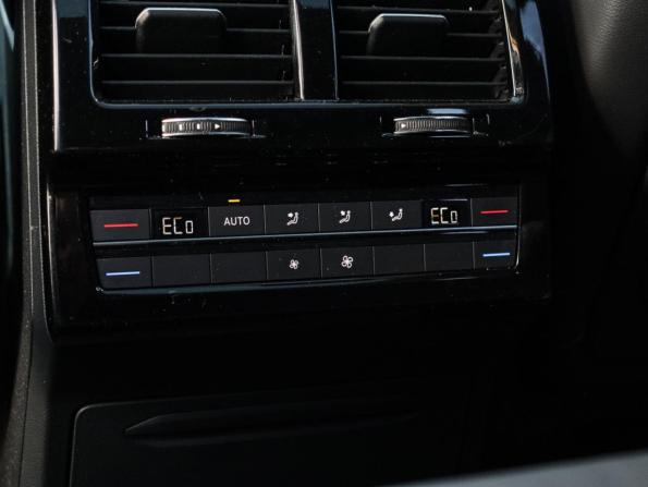 Volkswagen Touareg III с пробегом 2019 года, цена 5 700 000 рублей, 91779 км, внедорожник, Автокод Объявления