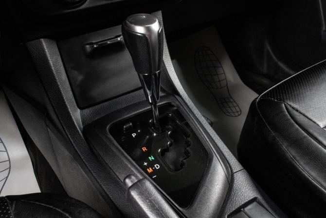 Toyota Corolla XI (E160 E170 E180) с пробегом 2015 года, цена 1 899 000 рублей, 199000 км, седан, Автокод Объявления