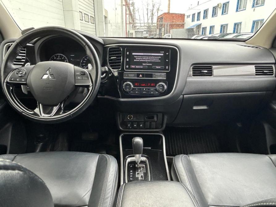 Mitsubishi Outlander III Рестайлинг 3 Санкт-Петербург  - изображение 14