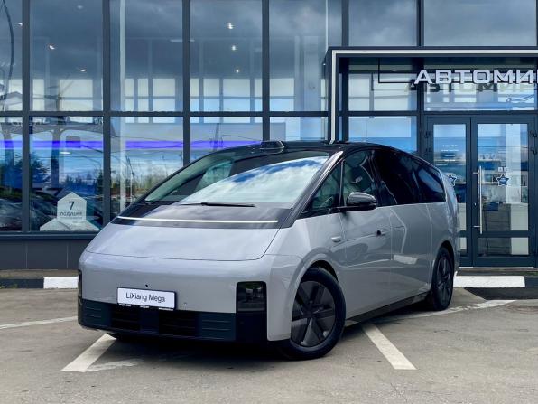 Li Auto (Lixiang) Mega с пробегом 2024 года, цена 7 849 000 рублей, 2800 км, минивэн, Автокод Объявления