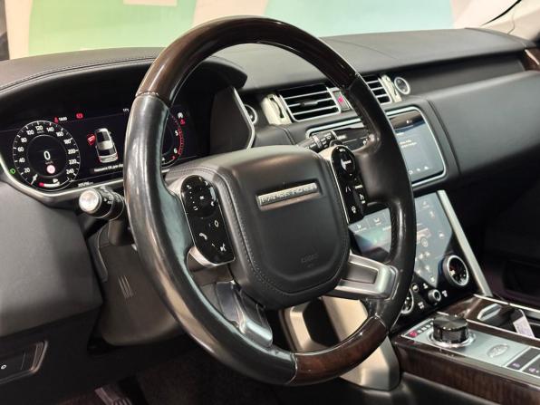 Land Rover Range Rover IV Рестайлинг с пробегом 2019 года, цена 4 745 000 рублей, 205295 км, внедорожник, Автокод Объявления
