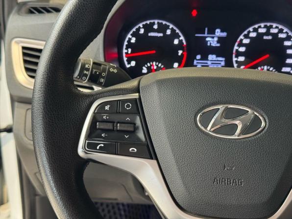 Hyundai Solaris II Рестайлинг с пробегом 2020 года, цена 1 375 000 рублей, 74416 км, седан, Автокод Объявления