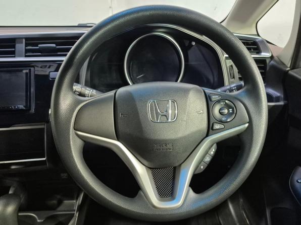Honda Fit III Рестайлинг с пробегом 2019 года, цена 1 239 000 рублей, 88900 км, хэтчбек, Автокод Объявления