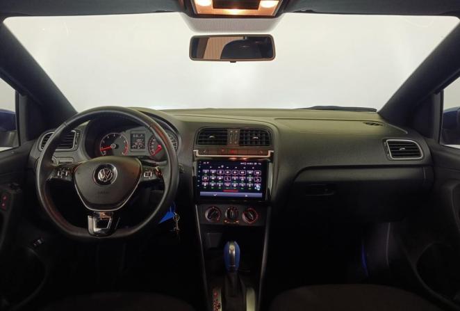 Volkswagen Polo V Рестайлинг с пробегом 2017 года, цена 1 390 000 рублей, 180164 км, седан, Автокод Объявления