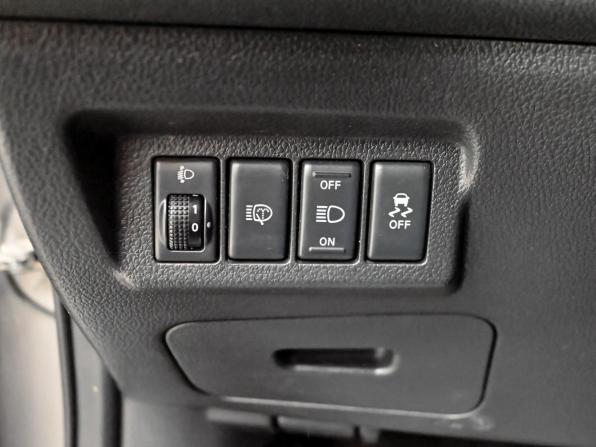 Nissan X-Trail II Рестайлинг с пробегом 2011 года, цена 1 200 000 рублей, 219456 км, внедорожник, Автокод Объявления