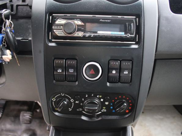Renault Logan I с пробегом 2008 года, цена 249 000 рублей, 198268 км, седан, Автокод Объявления