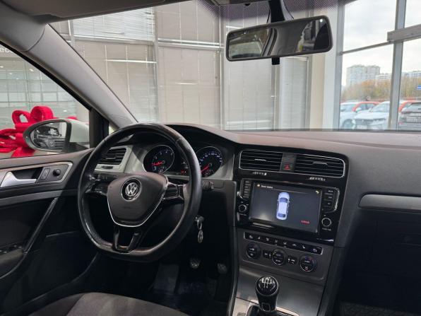 Volkswagen Golf VII с пробегом 2013 года, цена 975 000 рублей, 149653 км, хэтчбек, Автокод Объявления