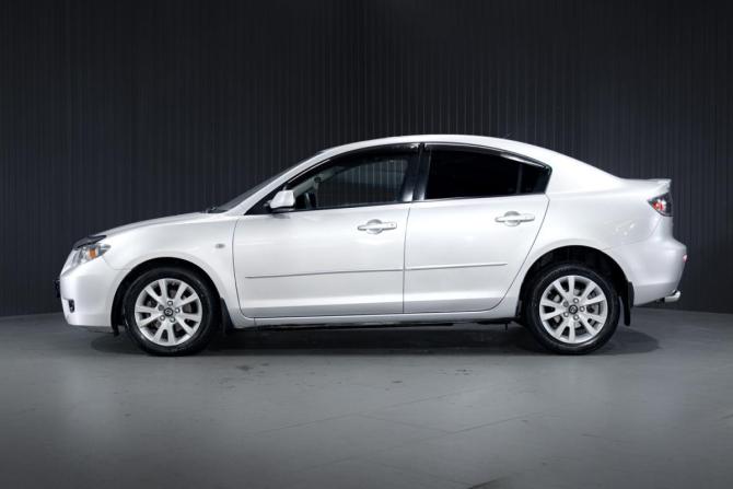 Mazda 3 I (BK) Рестайлинг с пробегом 2008 года, цена 649 000 рублей, 310767 км, седан, Автокод Объявления