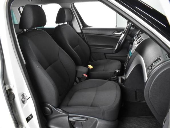 Skoda Yeti I Рестайлинг с пробегом 2014 года, цена 919 000 рублей, 177273 км, внедорожник, Автокод Объявления