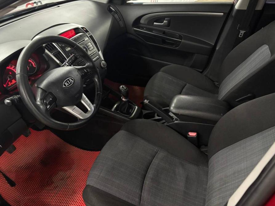 Kia Ceed I Рестайлинг Санкт-Петербург  - изображение 10