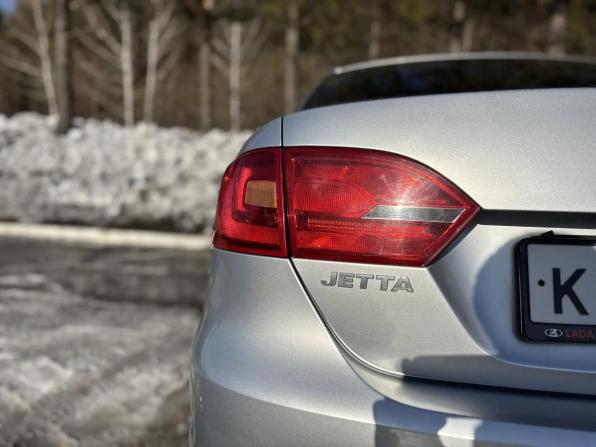 Volkswagen Jetta VI с пробегом 2013 года, цена 870 000 рублей, 305000 км, седан, Автокод Объявления
