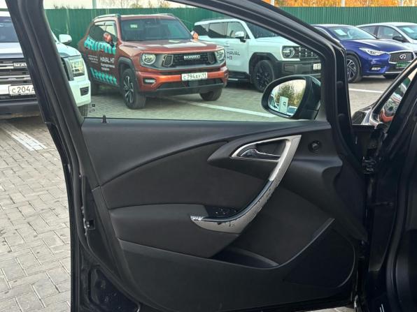 Opel Astra J с пробегом 2012 года, цена 725 000 рублей, 199275 км, хэтчбек, Автокод Объявления