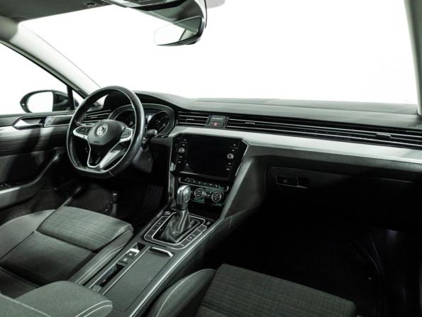 Volkswagen Passat B8 Рестайлинг с пробегом 2019 года, цена 2 139 728 рублей, 97073 км, универсал, Автокод Объявления
