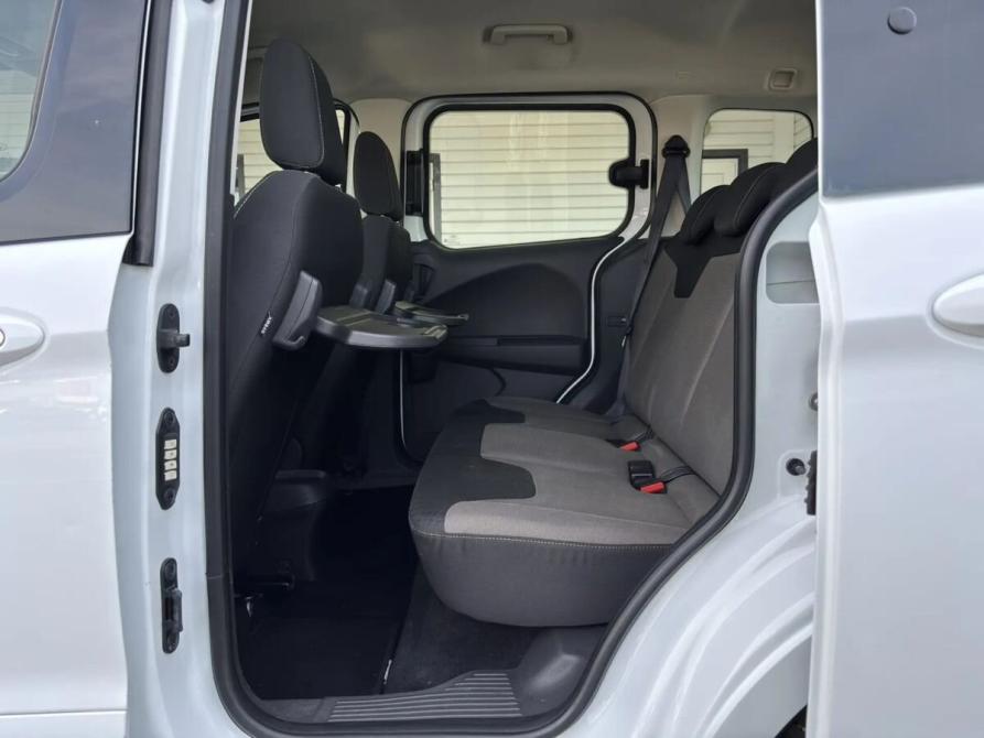 Ford Tourneo Courier I Краснодар  - изображение 11
