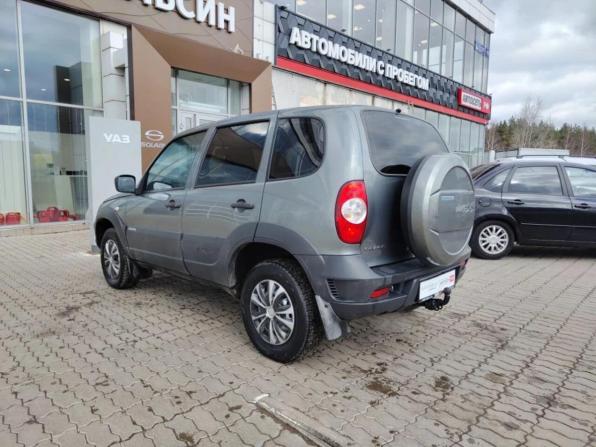 Chevrolet Niva I Рестайлинг с пробегом 2018 года, цена 744 750 рублей, 112540 км, внедорожник, Автокод Объявления