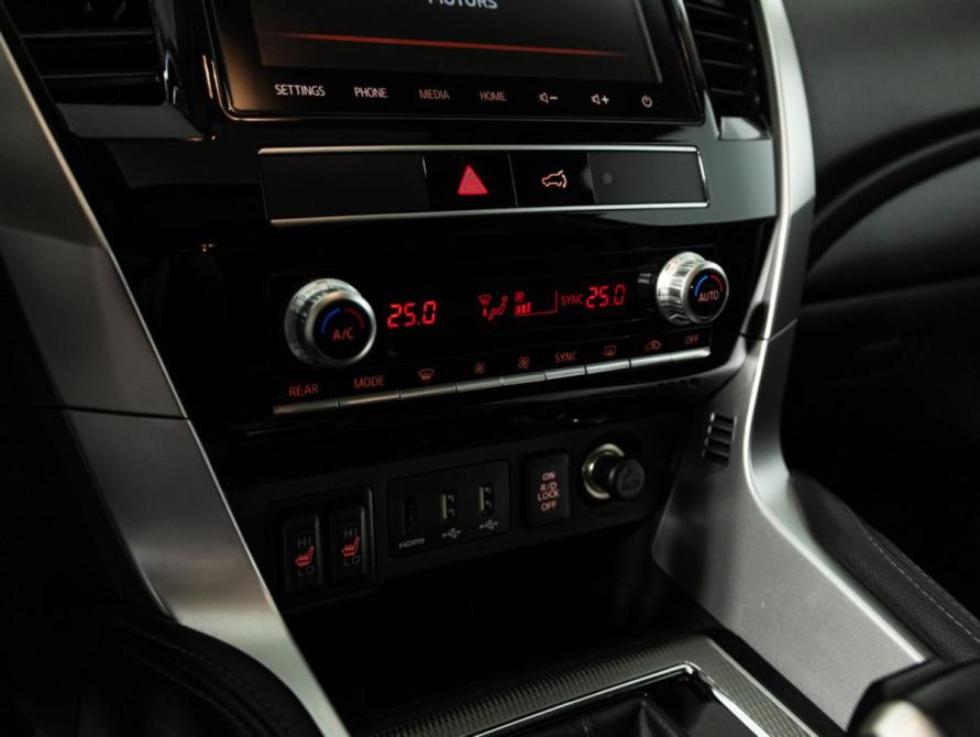 Mitsubishi Montero Sport III Рестайлинг Санкт-Петербург  - изображение 27