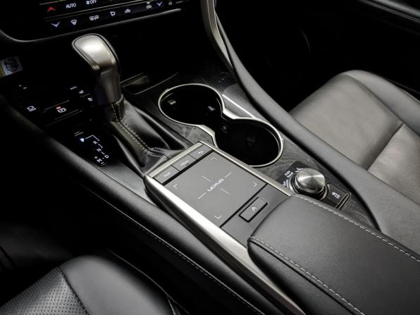 Lexus RX IV Рестайлинг с пробегом 2021 года, цена 5 625 000 рублей, 62000 км, внедорожник, Автокод Объявления