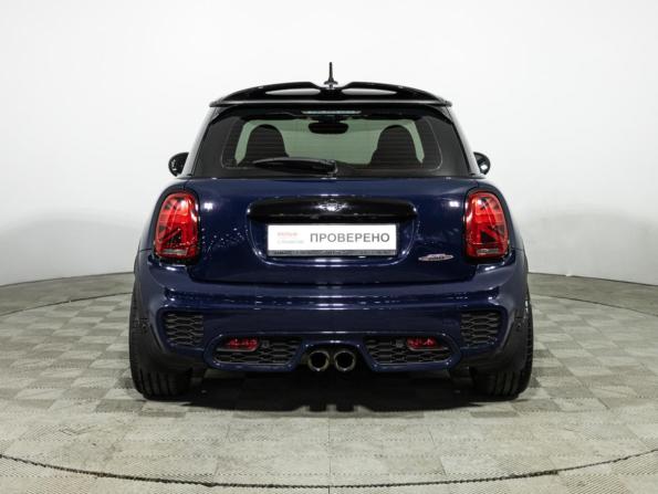 Mini Hatch III (F55/F56) Рестайлинг с пробегом 2018 года, цена 2 699 700 рублей, 110000 км, хэтчбек, Автокод Объявления