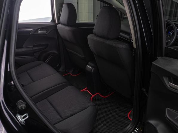 Honda Fit III Рестайлинг с пробегом 2019 года, цена 1 329 000 рублей, 59733 км, хэтчбек, Автокод Объявления