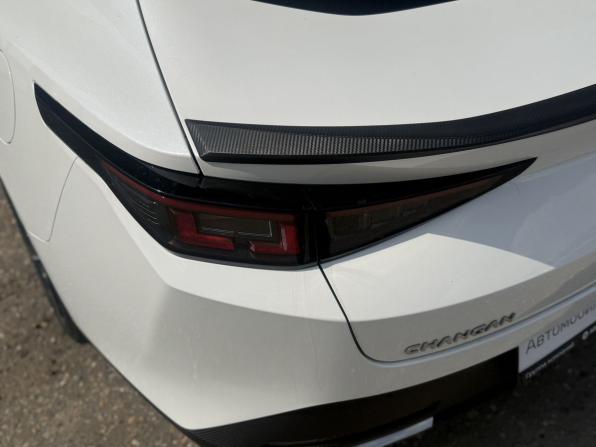 Changan Lamore с пробегом 2023 года, цена 1 825 000 рублей, 21575 км, седан, Автокод Объявления
