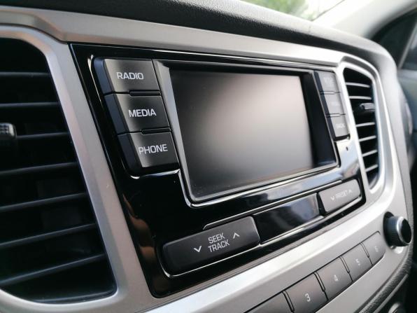 Hyundai Solaris II с пробегом 2019 года, цена 1 358 300 рублей, 142012 км, седан, Автокод Объявления