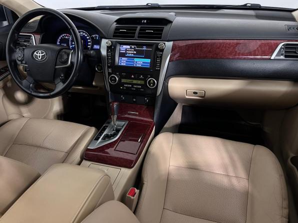 Toyota Camry VII (XV50) с пробегом 2013 года, цена 1 630 000 рублей, 235330 км, седан, Автокод Объявления