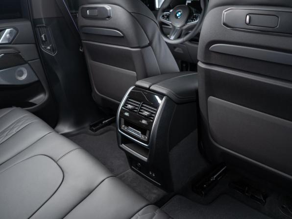 Новый BMW X5 IV (G05/G18) Рестайлинг 2026 года, цена 15 590 000 рублей, внедорожник, Автокод Объявления