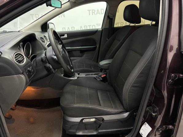 Ford Focus II Рестайлинг с пробегом 2010 года, цена 450 000 рублей, 353000 км, хэтчбек, Автокод Объявления
