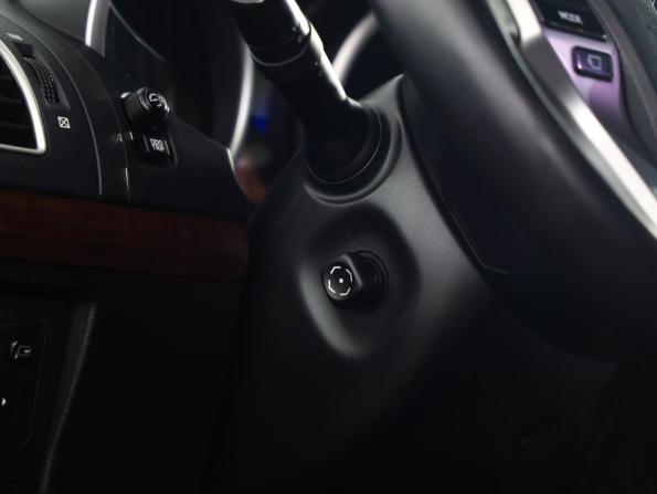 Toyota Land Cruiser Prado 150 Series Рестайлинг 1 с пробегом 2015 года, цена 3 249 000 рублей, 218689 км, внедорожник, Автокод Объявления